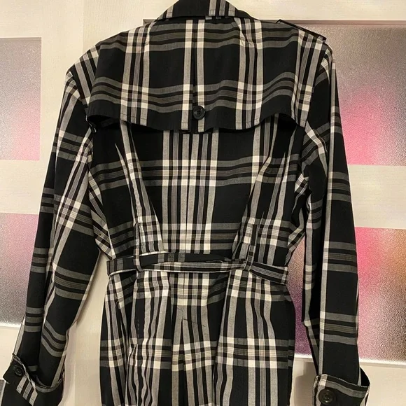 Spring coat - Picture 2 of 3